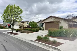 715 Alicante Dr, Hollister, CA 95023 - Photo 1