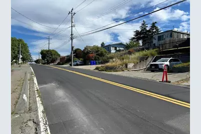 5025 Hilltop Dr, El Sobrante, CA 94803 - Photo 13