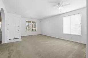 2076 Venezia St, Los Banos, CA 93635 - Photo 5