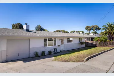 1048 Hamilton Ave, Seaside, CA 93955 - Photo 1