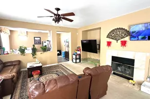 8649 Red Clover Way, Elk Grove, CA 95624 - Photo 13