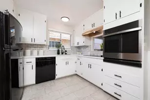 2247 Salisbury Way, San Mateo, CA 94403 - Photo 9