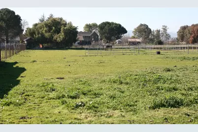 1738 H Santa Ana H, Hollister, CA 95023 - Photo 9