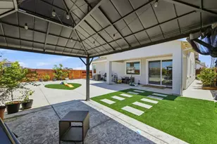 9060 Horvath St, Elk Grove, CA 95624 - Photo 33