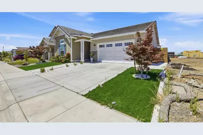9060 Horvath St, Elk Grove, CA 95624 - Photo 3