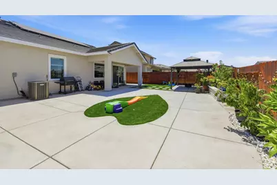 9060 Horvath St, Elk Grove, CA 95624 - Photo 35