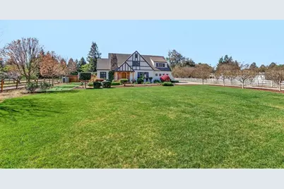 12575 Foothill Ave, San Martin, CA 95046 - Photo 53