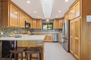 16000 Redwood Lodge Rd, Los Gatos, CA 95033 - Photo 13