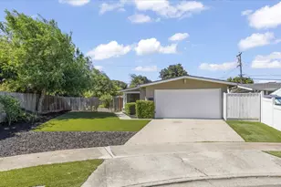 711 Lotuslake Ct, Sunnyvale, CA 94089 - Photo 1