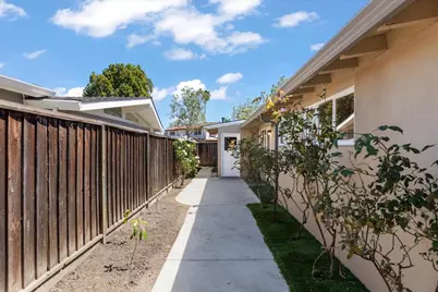 711 Lotuslake Ct, Sunnyvale, CA 94089 - Photo 21