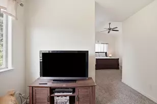 3227 Dewey, Fresno, CA 93722 - Photo 33