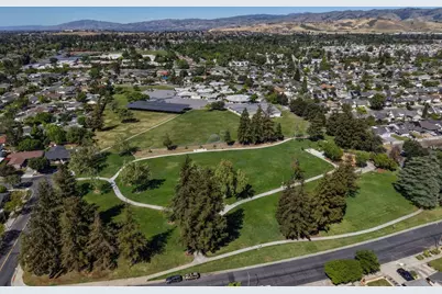 5810 Zileman Dr, San Jose, CA 95123 - Photo 45