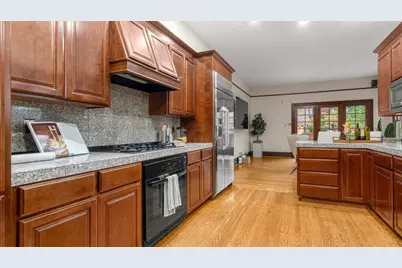 196 S 14th St, San Jose, CA 95112 - Photo 13