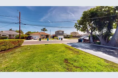 215 Wisteria Dr, East Palo Alto, CA 94303 - Photo 3