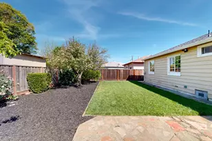 215 Wisteria Dr, East Palo Alto, CA 94303 - Photo 19