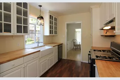 1251 Pacific St, Monterey, CA 93940 - Photo 9