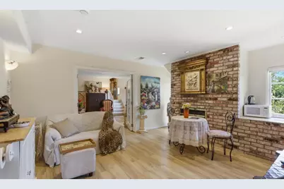 18211 Saratoga Los Gatos Rd, Monte Sereno, CA 95030 - Photo 27