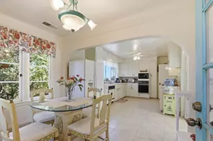 18211 Saratoga-Los Gatos Rd, Monte Sereno, CA 95030 - Photo 17