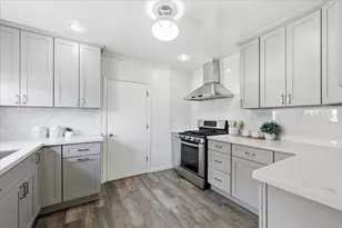 1019 Riverton Dr, San Carlos, CA 94070 - Photo 23