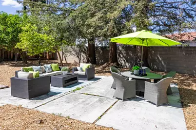 10101 Richwood Dr, Cupertino, CA 95014 - Photo 19