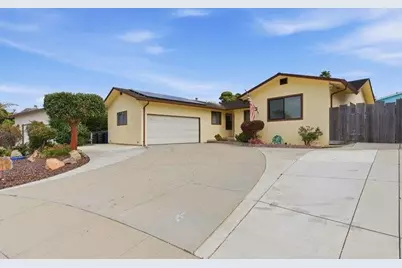 425 Exeter Pl, Marina, CA 93933 - Photo 1