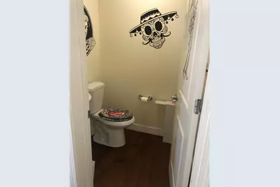 10864 Peerless Ct, Oakland, CA 94603 - Photo 15