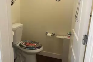 10864 Peerless Ct, Oakland, CA 94603 - Photo 15