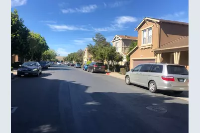 10864 Peerless Ct, Oakland, CA 94603 - Photo 25