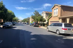 10864 Peerless Ct, Oakland, CA 94603 - Photo 25