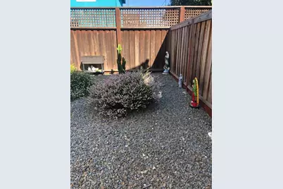 10864 Peerless Ct, Oakland, CA 94603 - Photo 5