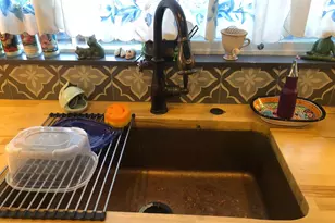 10864 Peerless Ct, Oakland, CA 94603 - Photo 11