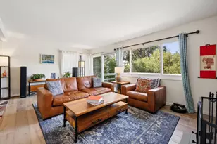 55 Asilomar Cir, Oakland, CA 94611 - Photo 5