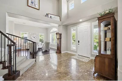 1260 Brook View Ct, Hollister, CA 95023 - Photo 7