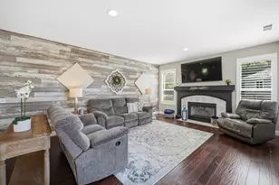 1260 Brook View Ct, Hollister, CA 95023 - Photo 17