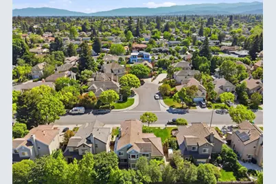 569 Cherrywood Dr, Sunnyvale, CA 94087 - Photo 29