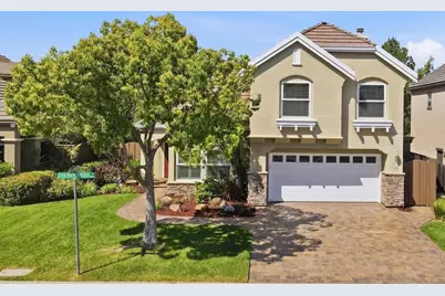 569 Cherrywood Dr, Sunnyvale, CA 94087 - Photo 1