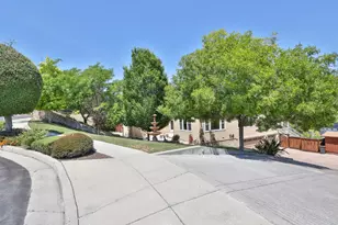 100 Heintz Ct, Los Gatos, CA 95032 - Photo 9