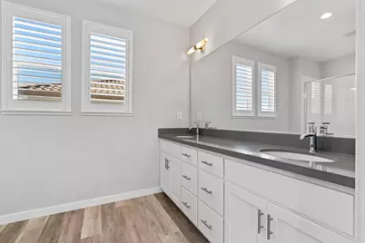 2360 Aerostar Way, Sacramento, CA 95834 - Photo 23