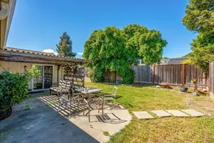 523 Thomas Cir, Suisun City, CA 94585 - Photo 15