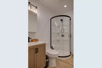 209 McCreery Ave, San Jose, CA 95116 - Photo 25