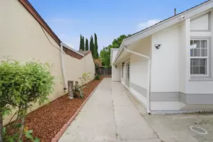 5353 Larch Grove Pl, San Jose, CA 95123 - Photo 37