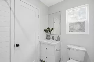 1860 San Carlos Ave, San Carlos, CA 94070 - Photo 27