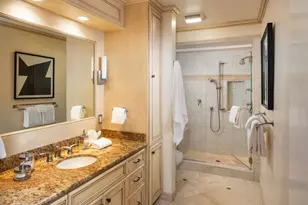 10950 Magdalena Rd, Los Altos Hills, CA 94024 - Photo 13