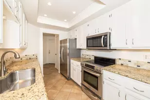 59 Cove Ln 59, Redwood Shores, CA 94065 - Photo 13