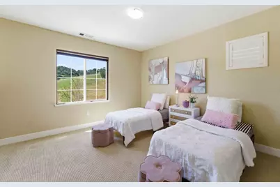 1661 Longmeadow Ct, Gilroy, CA 95020 - Photo 25