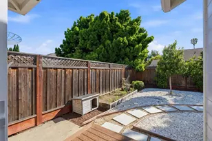 2170 Clarke Ave, East Palo Alto, CA 94303 - Photo 25