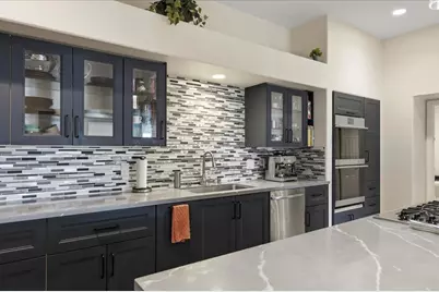 130 Florence Ave, Oakland, CA 94618 - Photo 13