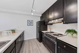 1269 Poplar 201, Sunnyvale, CA 94086 - Photo 11