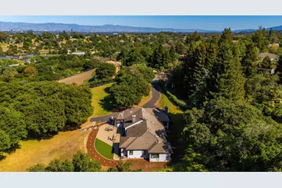 12390 Gigli Ct, Los Altos Hills, CA 94022 - Photo 63