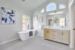 15 Serramar Dr, Oakland, CA 94611 - Photo 17